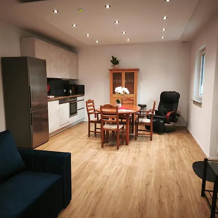 Gemuetliche Souterrainwohnung * Immenhausen