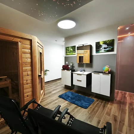 Gemuetliche Souterrainwohnung Apartman