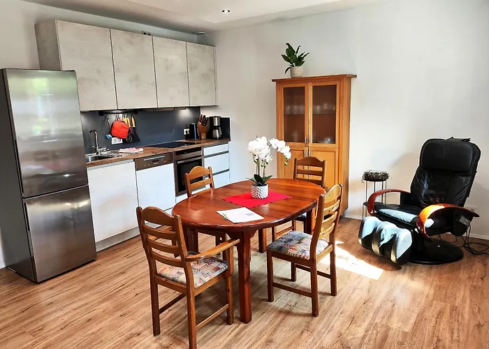 Gemuetliche Souterrainwohnung