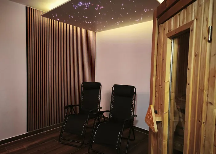 Gemuetliche Souterrainwohnung Lägenhet *